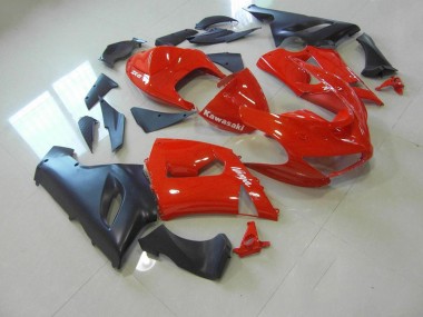 2005-2006 Red and Matte Black Kawasaki ZX6R Bike Fairings UK